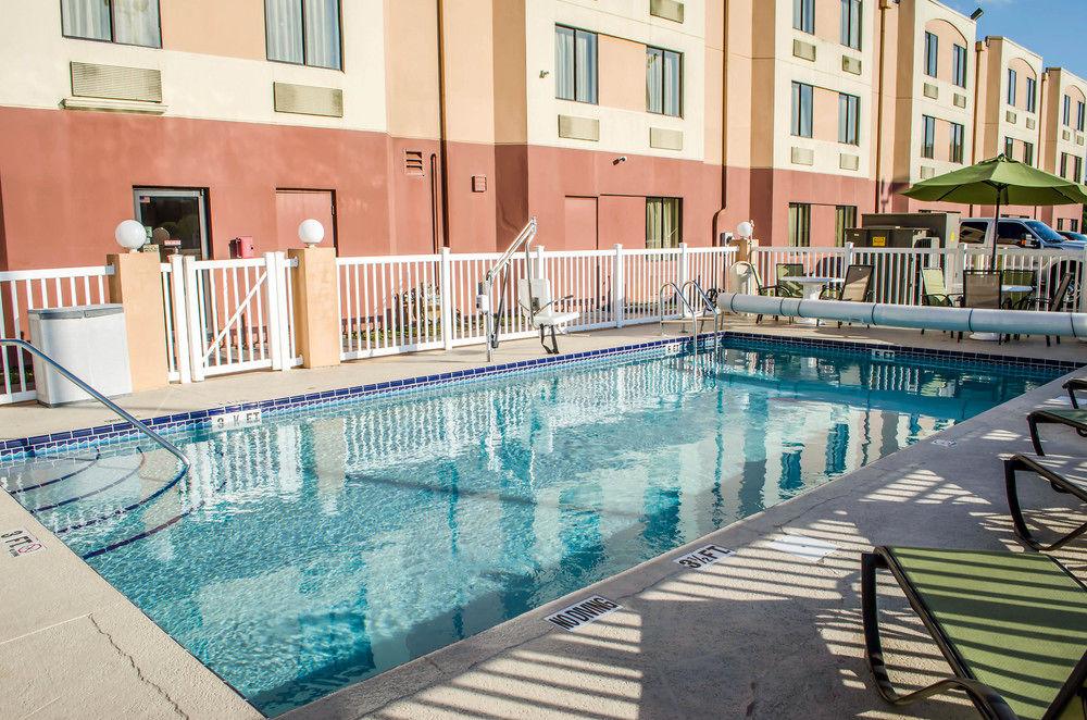Spot X Hotel Tampa - Wesley Chapel By The Red Collection Bagian luar foto