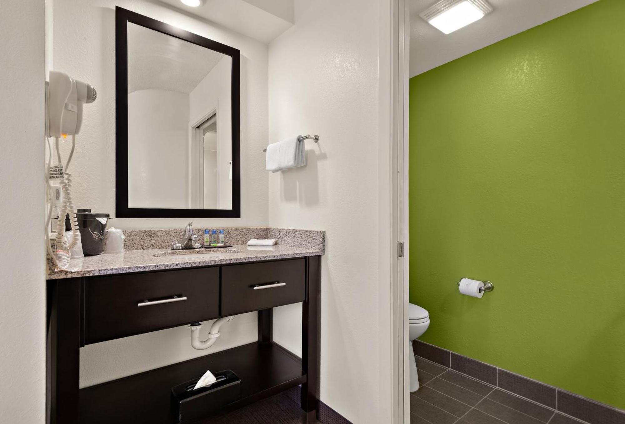 Spot X Hotel Tampa - Wesley Chapel By The Red Collection Bagian luar foto