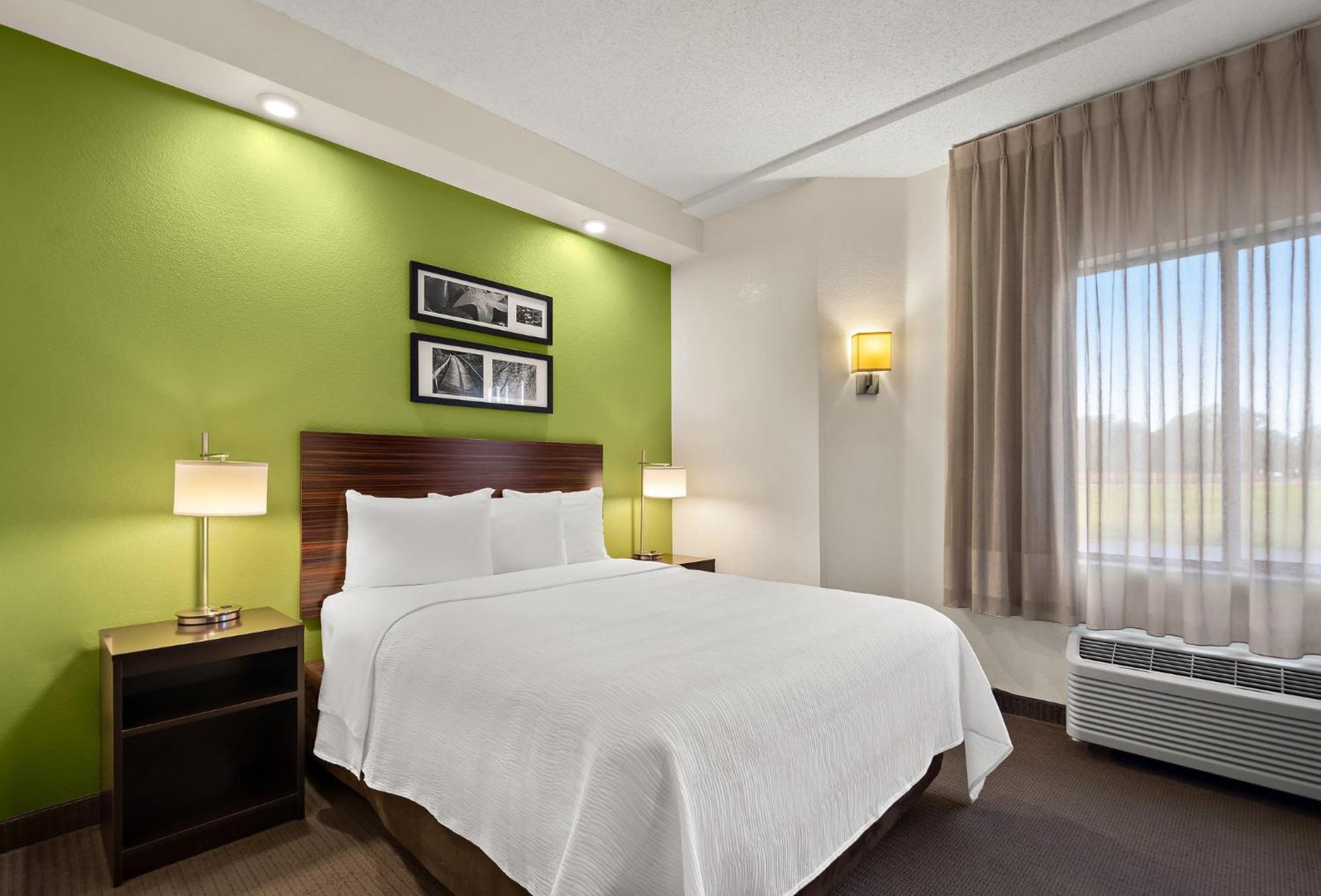 Spot X Hotel Tampa - Wesley Chapel By The Red Collection Bagian luar foto