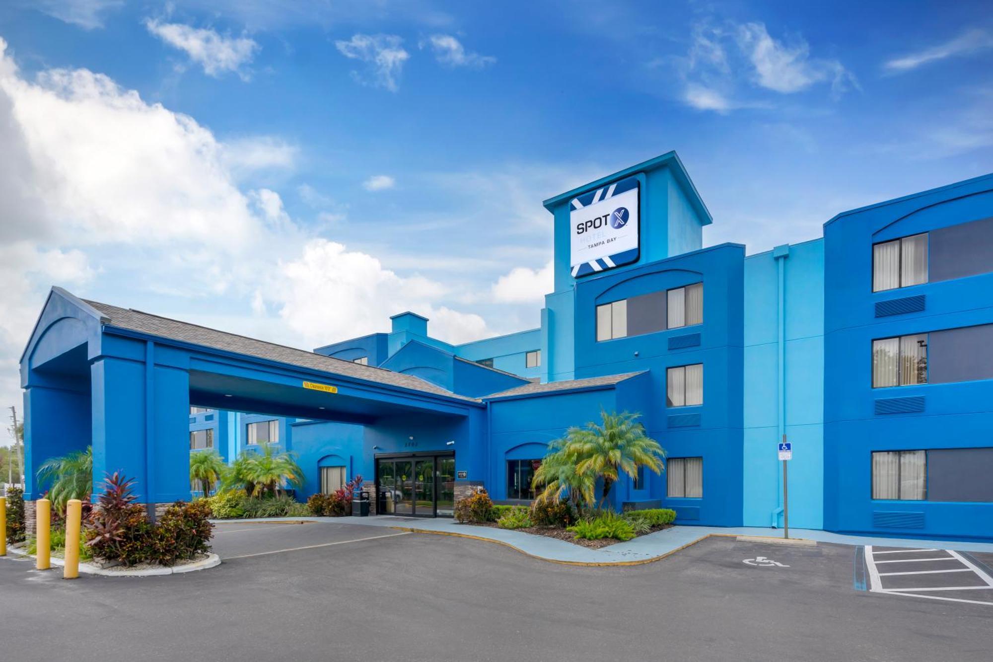 Spot X Hotel Tampa - Wesley Chapel By The Red Collection Bagian luar foto