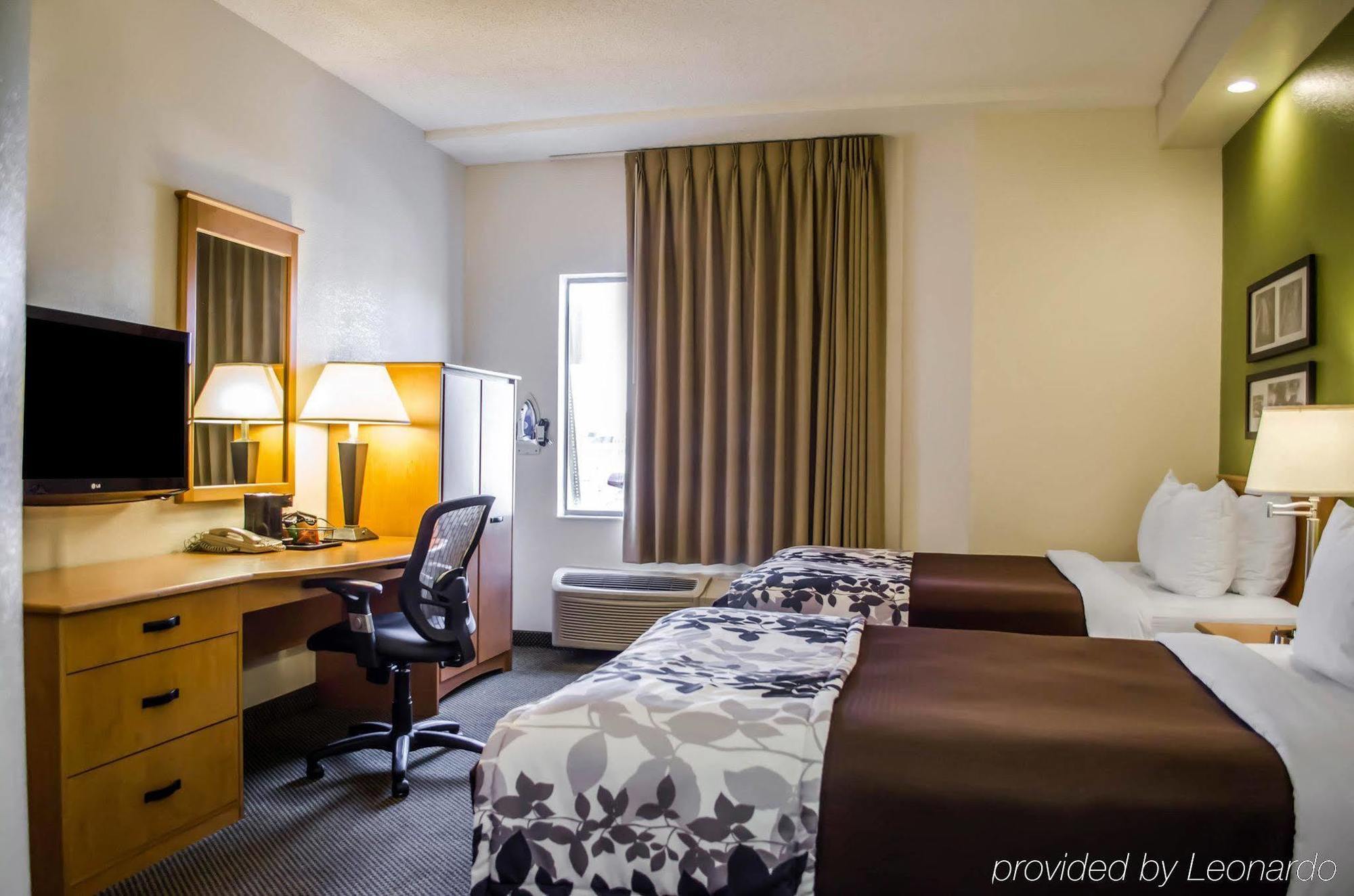Spot X Hotel Tampa - Wesley Chapel By The Red Collection Bagian luar foto